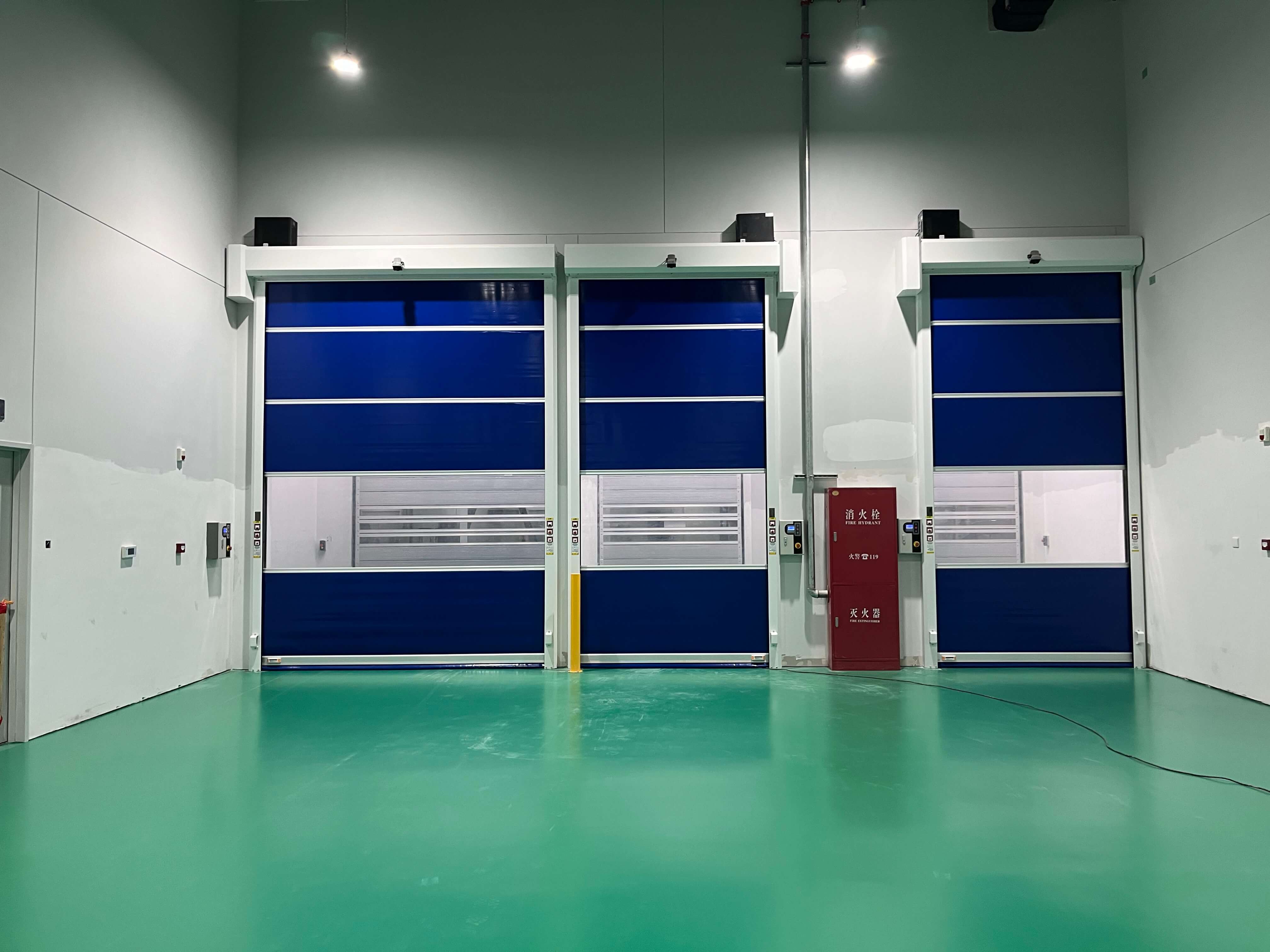 适合食品工厂使用的快速卷帘门：采购指南与应用场景分析