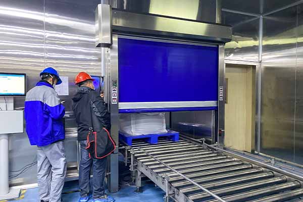 不锈钢设备快速门：提升设备防护与生产效率的理想解决方案