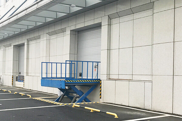 出口中东的液压升降平台 出口中东的液压升降平台