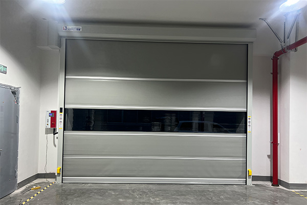 高速卷帘门